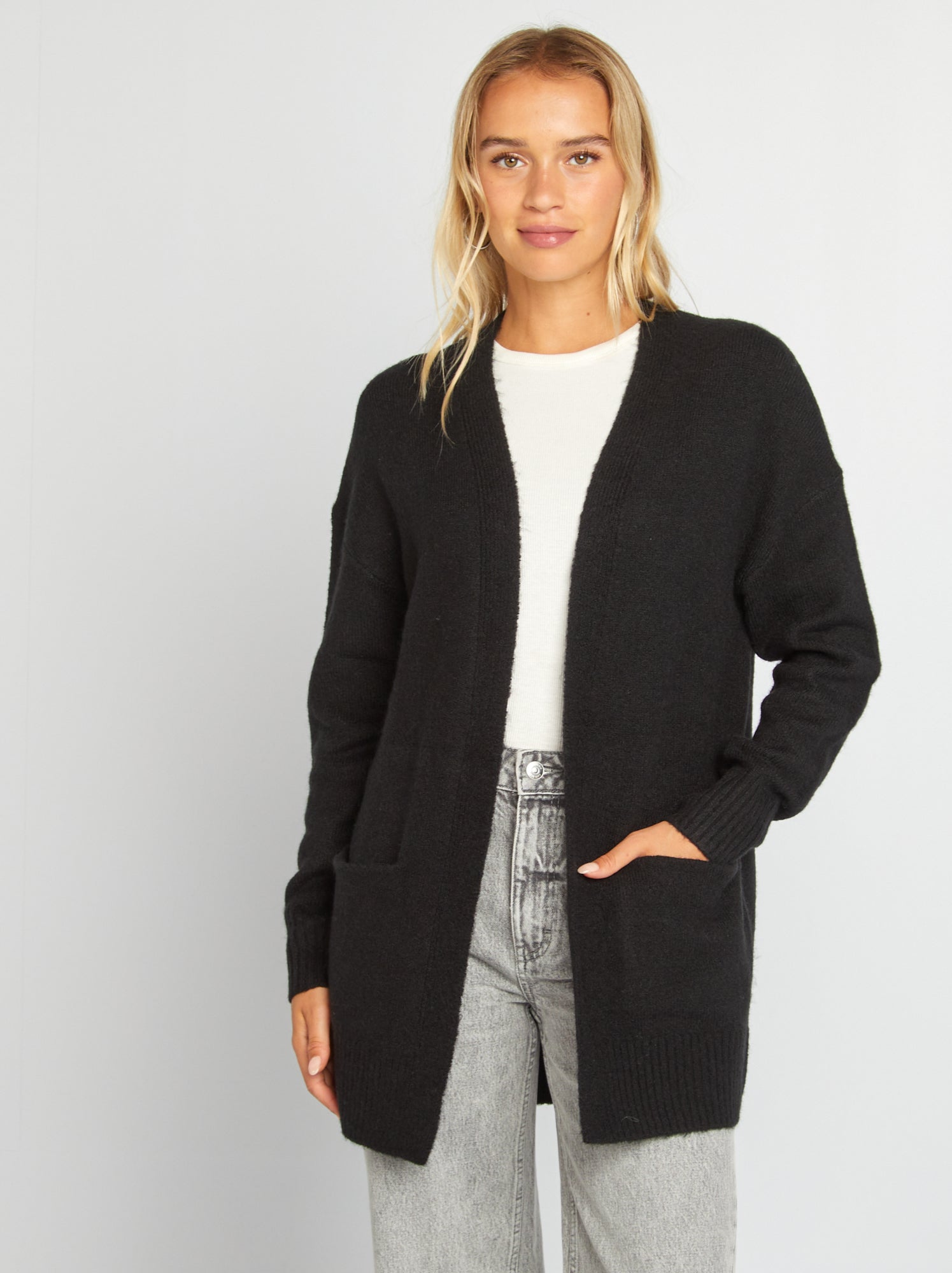 cardigan-donna-nero-lana-380hcn-1.jpg