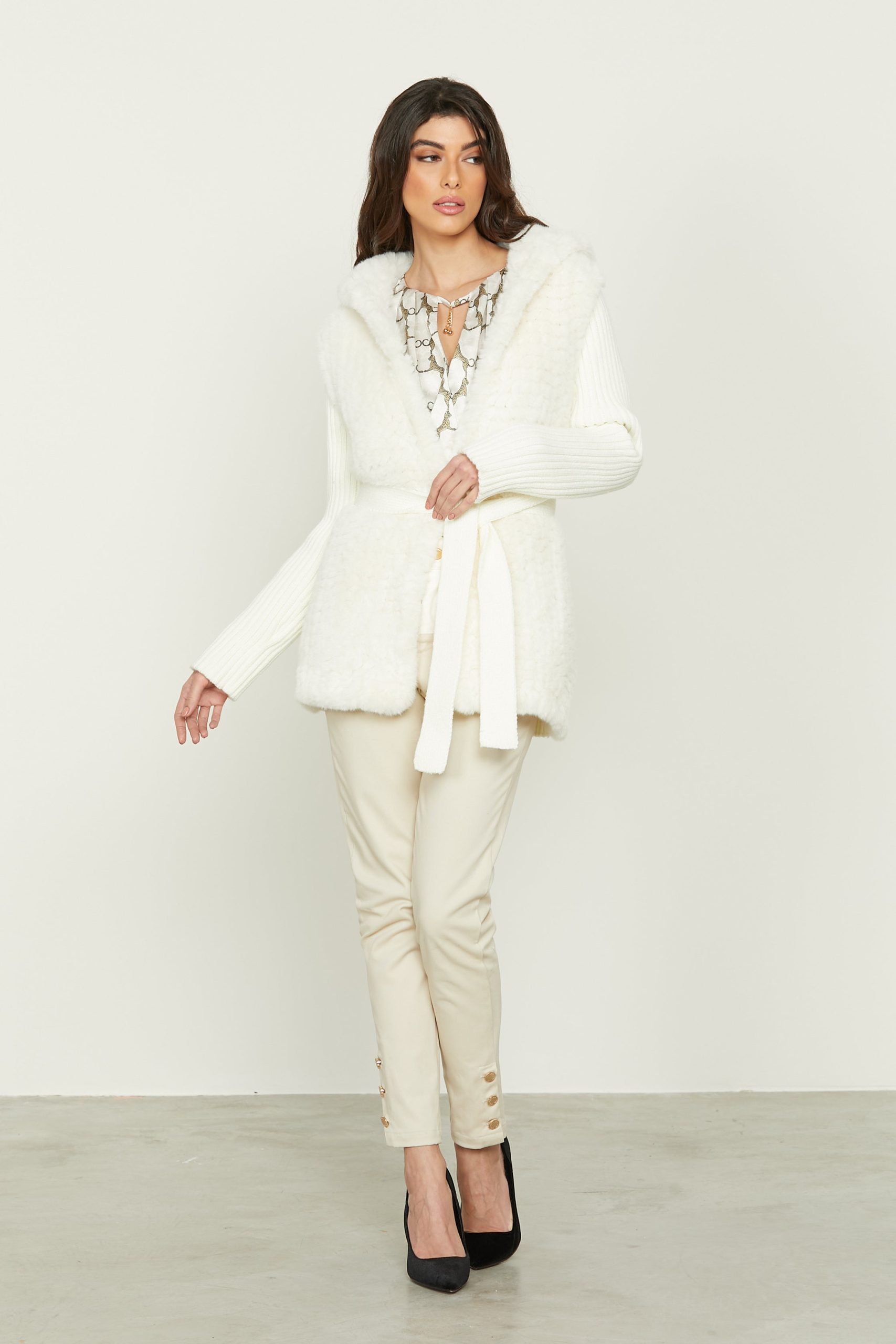 cardigan-in-pelliccia-789yct-1.jpg